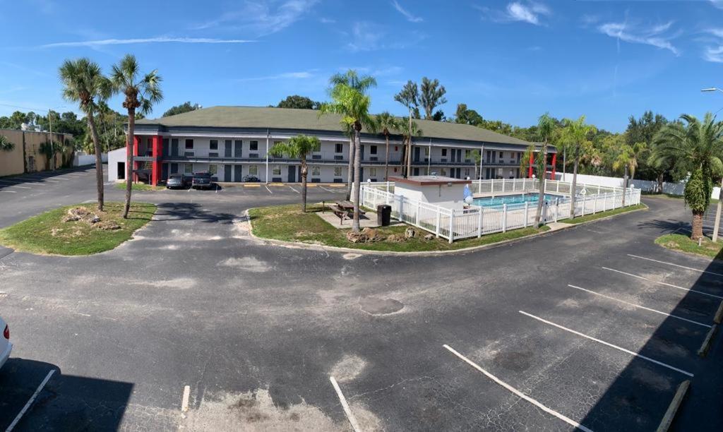 La Casa Inn New Port Richey Gulf Beach Us-19 Dış mekan fotoğraf